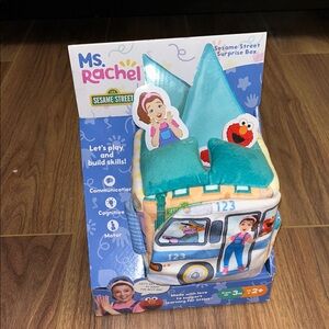 Sesame Street & Ms. Rachel Surprise Box